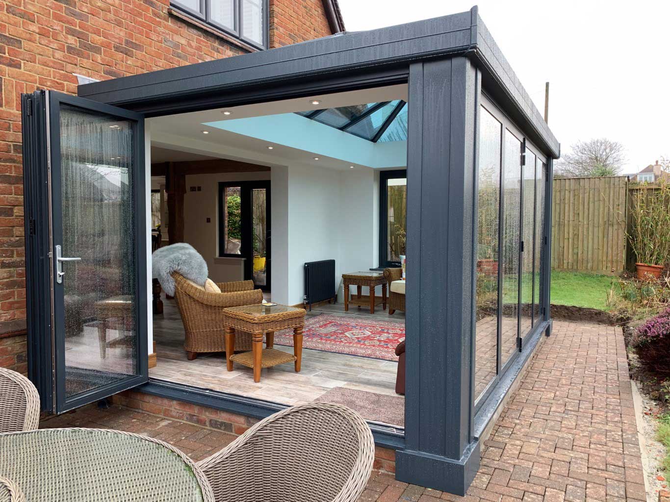 The Differences Between Orangeries and Conservatories